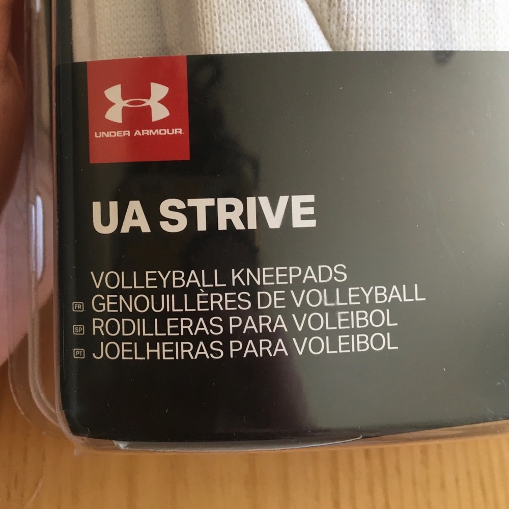 Under Armor Strive Volleyball Kneepads - Picture 3 of 4